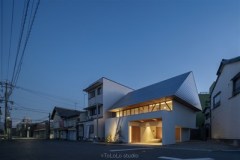 s-013-TAH08904-Edit-Edit-ToLoLo